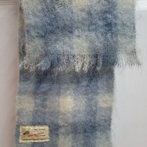 Craig Na Creidhe Blue and White Checkered Scarf